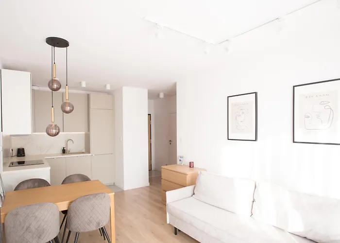 Letnica Starowiejska 48a Gdańsk